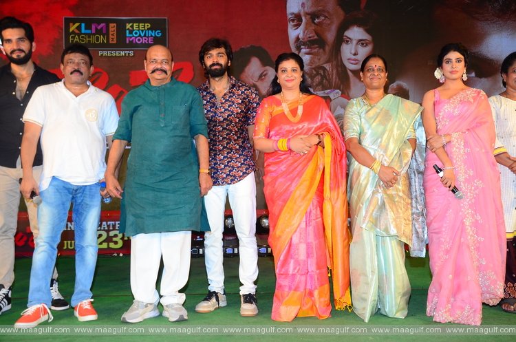 \'కొండా\' సినిమా చూశాక ప్రజల్లో ప్రశ్నించే తత్వం వస్తుందని ఆశిస్తున్నా: కొండా  సురేఖ